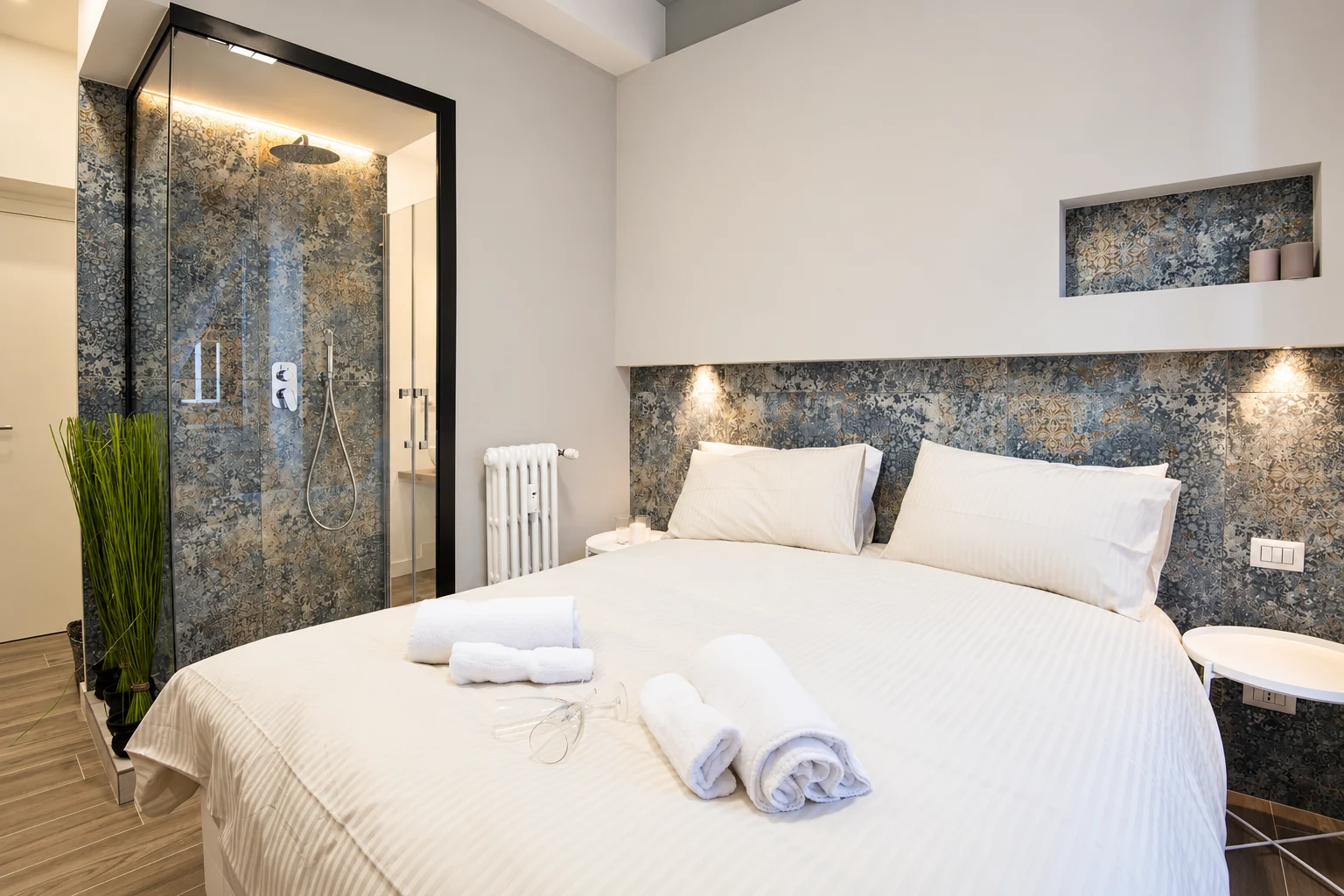 All in Rome Umberto — Bangkok, camera matrimoniale con bagno privato